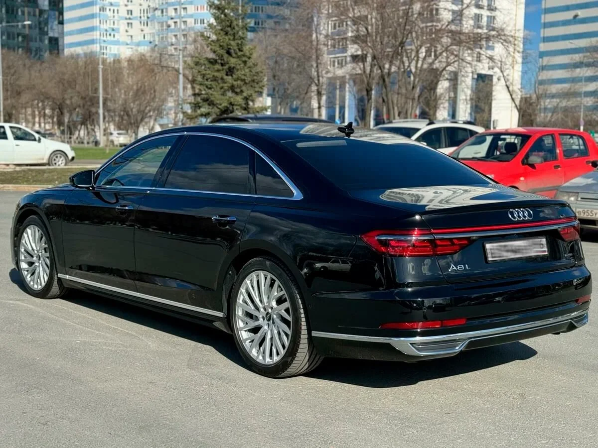 Audi A8 в аренду